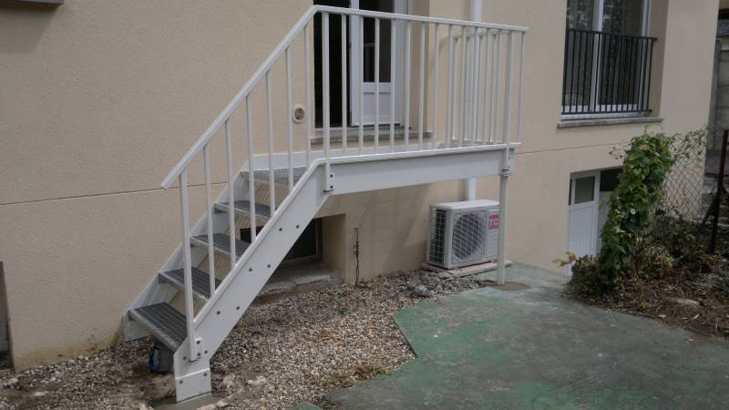 escalier extérieur 