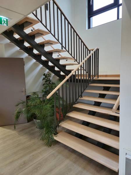escalier en métal